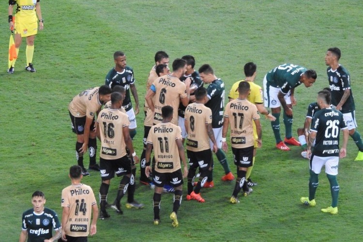 https://radiofm97.com.br/uploads/news/Moisés, do Palmeiras, e Gustavo Henrique, do Santos, pegam pena maior e estão fora do Paulistão