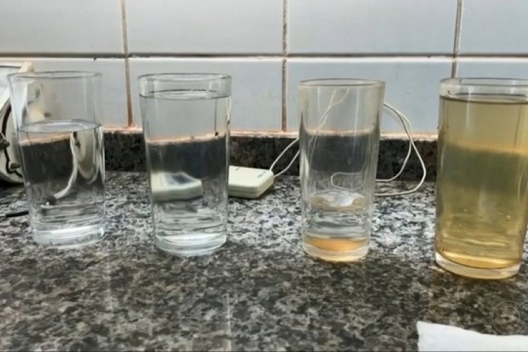 https://radiofm97.com.br/uploads/news/Moradores de Santa Fé do Sul reclamam de água com gosto e cheiro forte saindo das torneiras