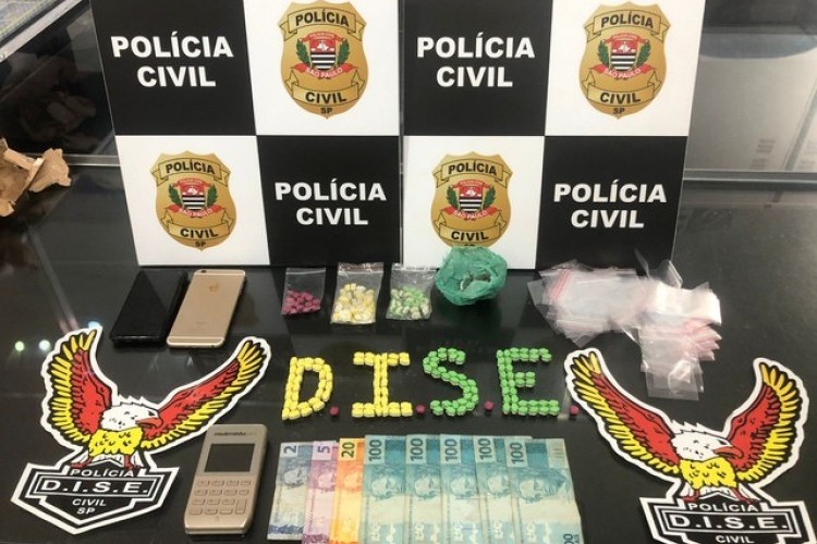https://radiofm97.com.br/uploads/news/Rapaz é preso após ser flagrado com comprimidos de ecstasy em Jales