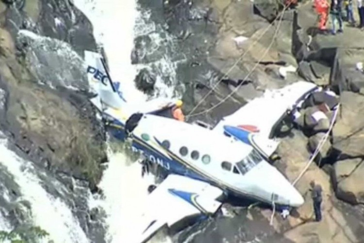 https://radiofm97.com.br/uploads/news/Filha do piloto do avião de Marilia Mendonça quer processar Cemig por acidente