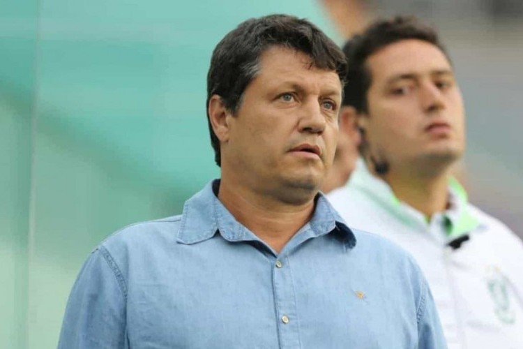 Cruzeiro marca reunião pós-Carnaval para discutir reforços