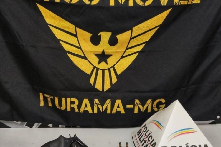 Tático Móvel da Polícia Militar de Iturama prende autor por porte ilegal de arma de fogo