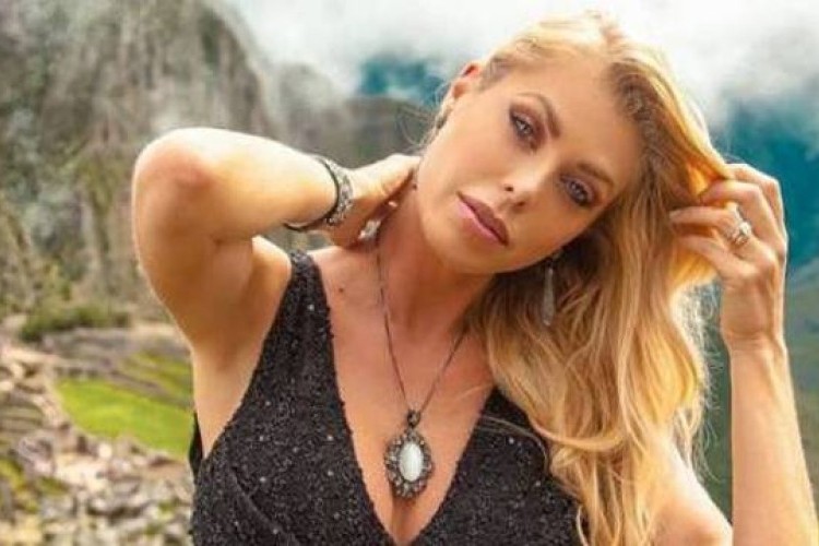 https://radiofm97.com.br/uploads/news/Modelo Caroline Bittencourt está desaparecida no litoral de SP